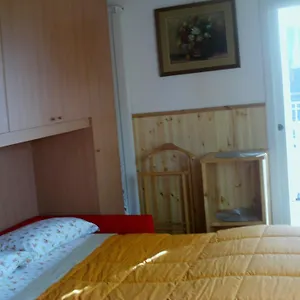 casa-laika.hotelitalianriviera.com/